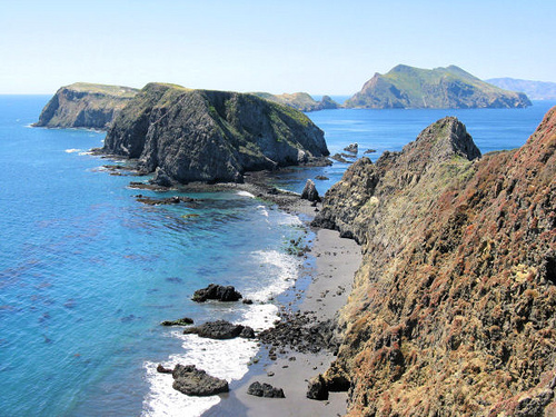 Anacapa Island W6UX/P DX News