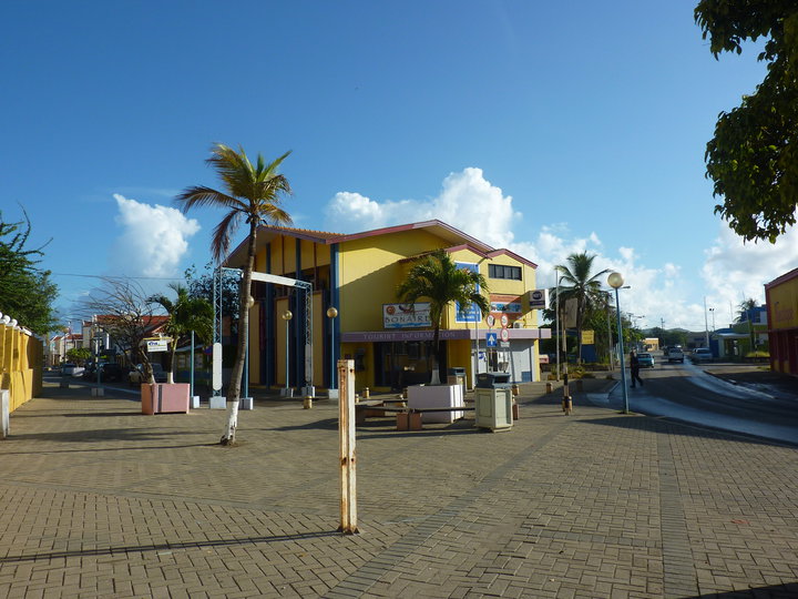 Bonaire Island PJ4Z DX News