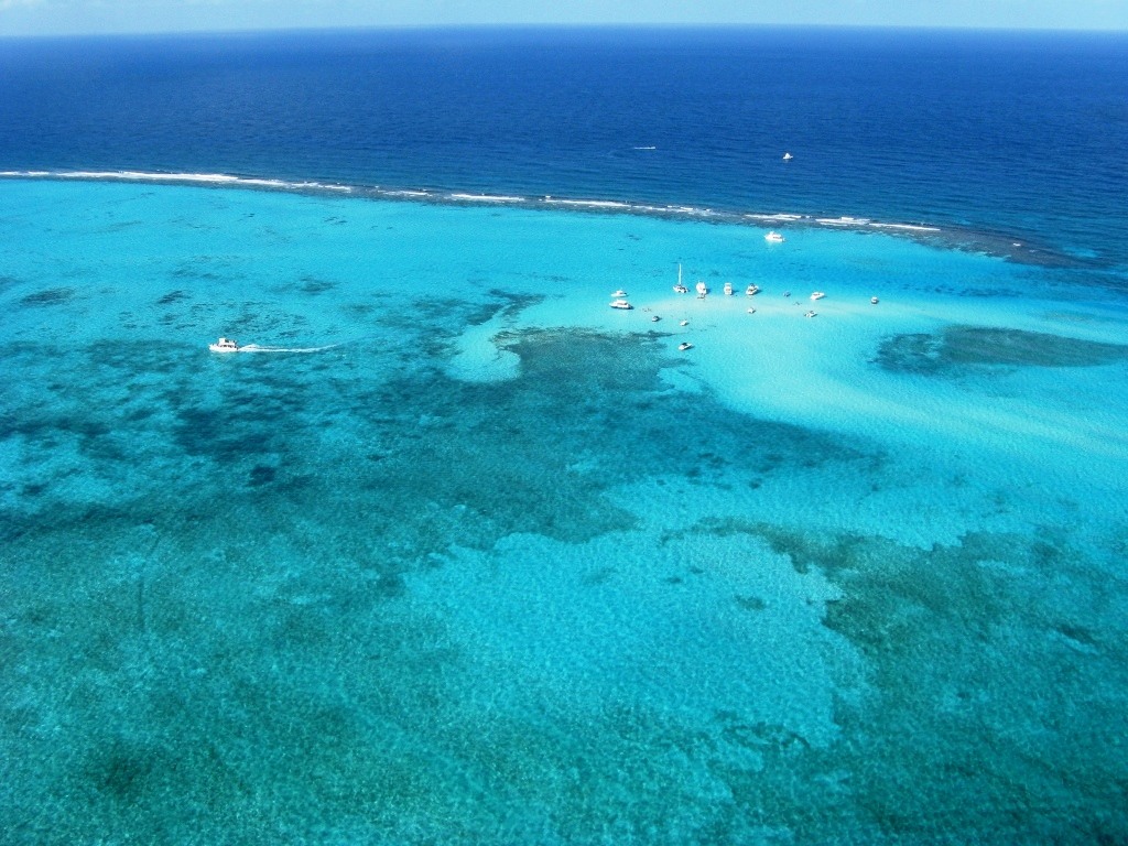 Cayman Islands DX News ZF2AM 2012