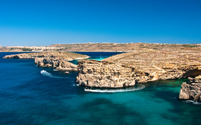Comino Island 9H3UT DX News