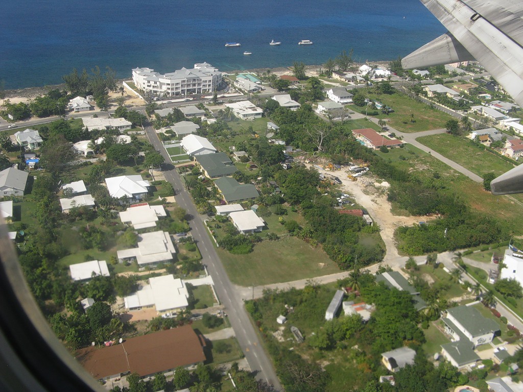 Grand Cayman Island ZF2GQ Airport