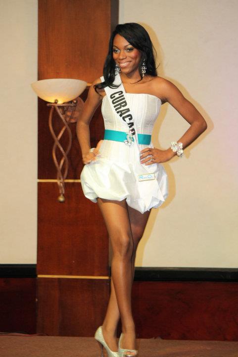 Miss Curacao DX News