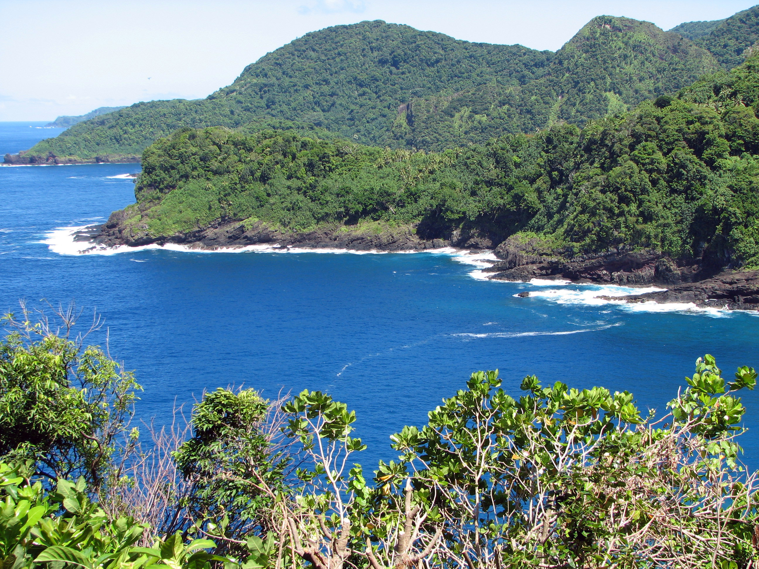 Tutuila Island American Samoa KH8/N6MW DX News